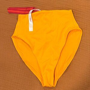 Left on Friday (LOF) Hi Hi Bottom